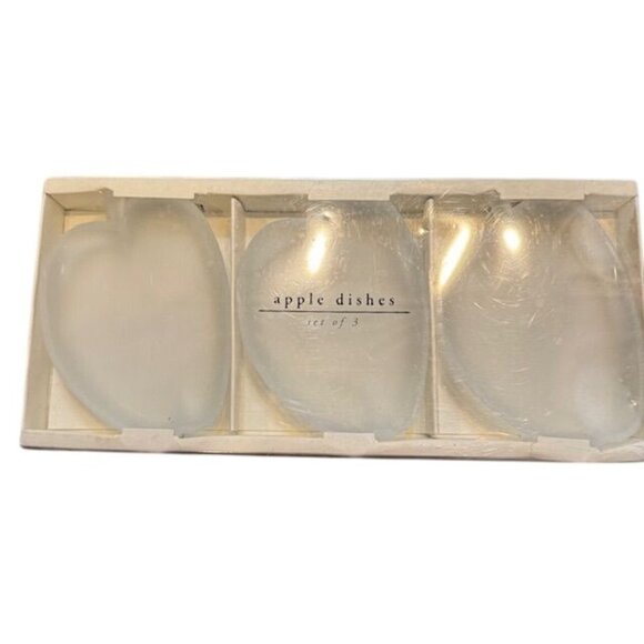 Set Of 3 Pier 1 Imports Clear Glass Apple-Shaped Dishes In Box - Picture 1 of 6